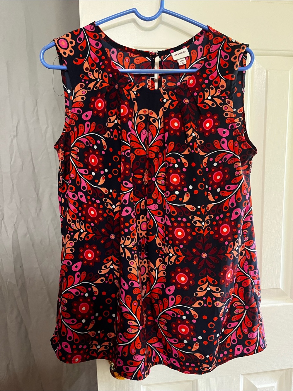 Merona Black Sleeveless Floral-Print Camisole with Red & Pink Accents